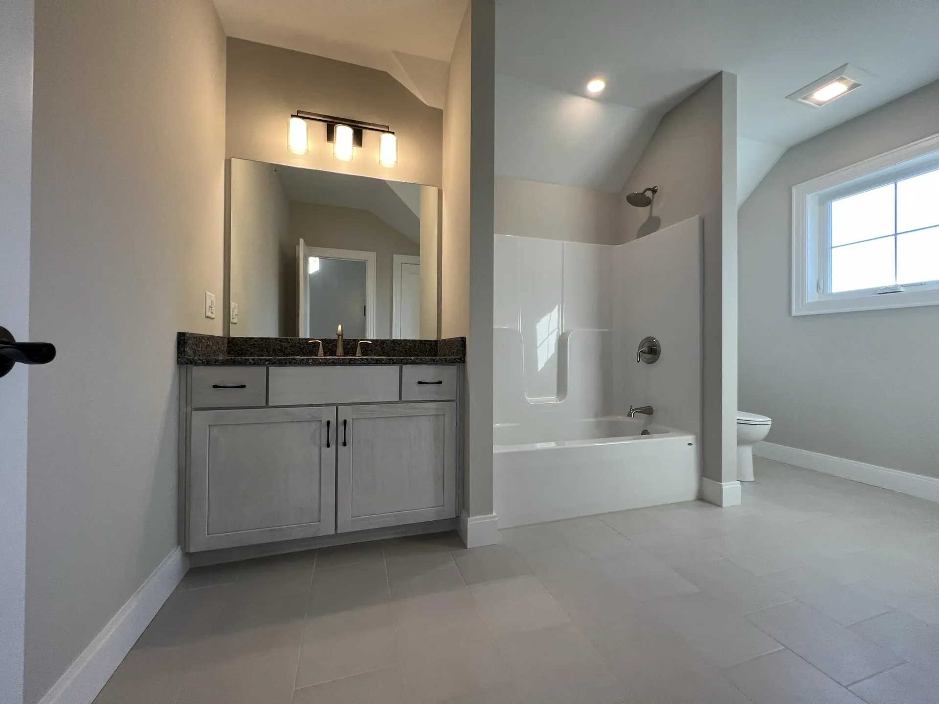 74 Sage Lane Portsmouth NH 03801