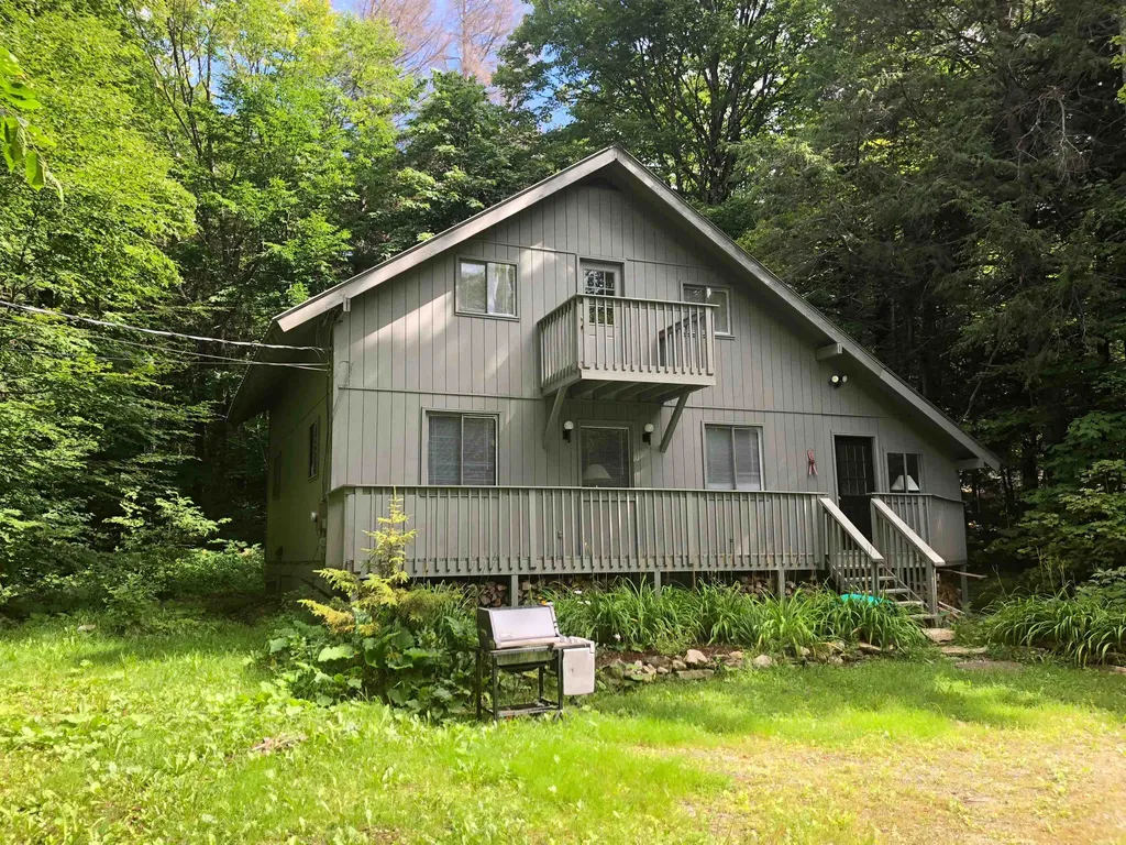4 Guttroff Way Winhall VT 05340