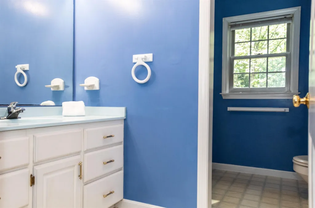 33 Goss Drive Henniker NH 03242
