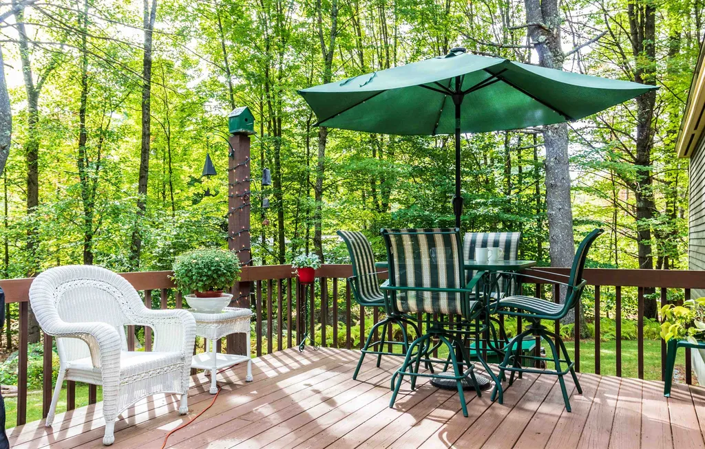 33 Goss Drive Henniker NH 03242