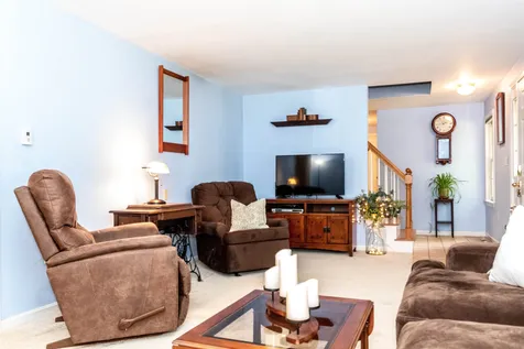 33 Goss Drive Henniker NH 03242