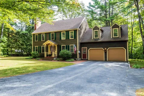 33 Goss Drive Henniker NH 03242