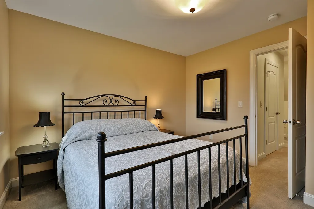 51 Great Pond Road Rochester VT 05767