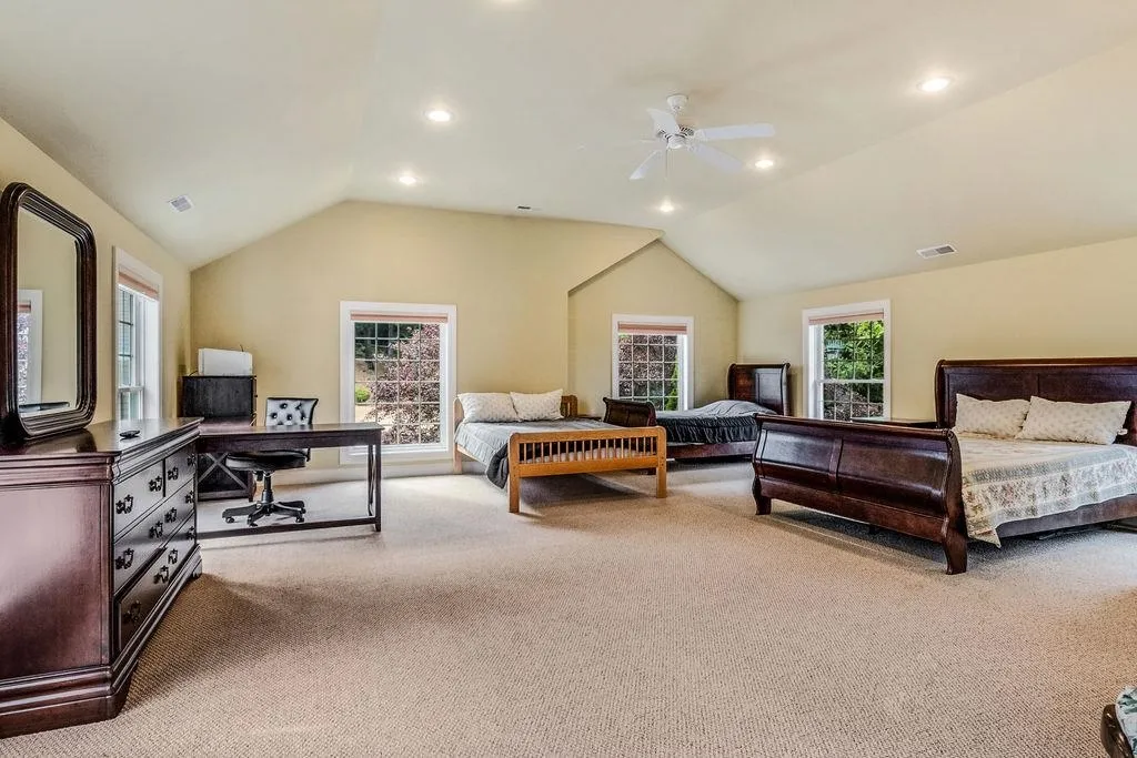 87 Leeward Shores Road Moultonborough NH 03254