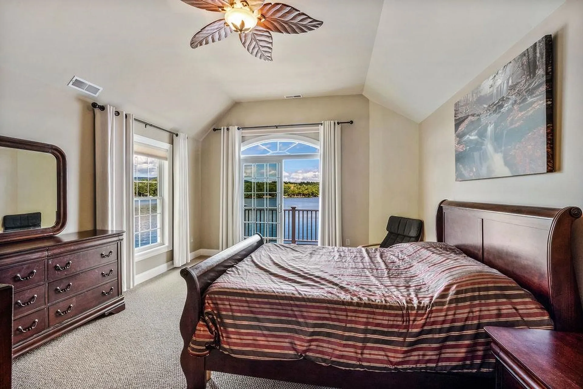 87 Leeward Shores Road Moultonborough NH 03254