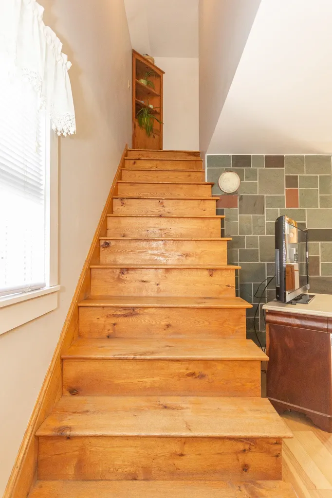 49 Virgin Avenue Hancock VT 05748