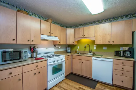 123 Stonehurst Manor Road Conway NH 03860