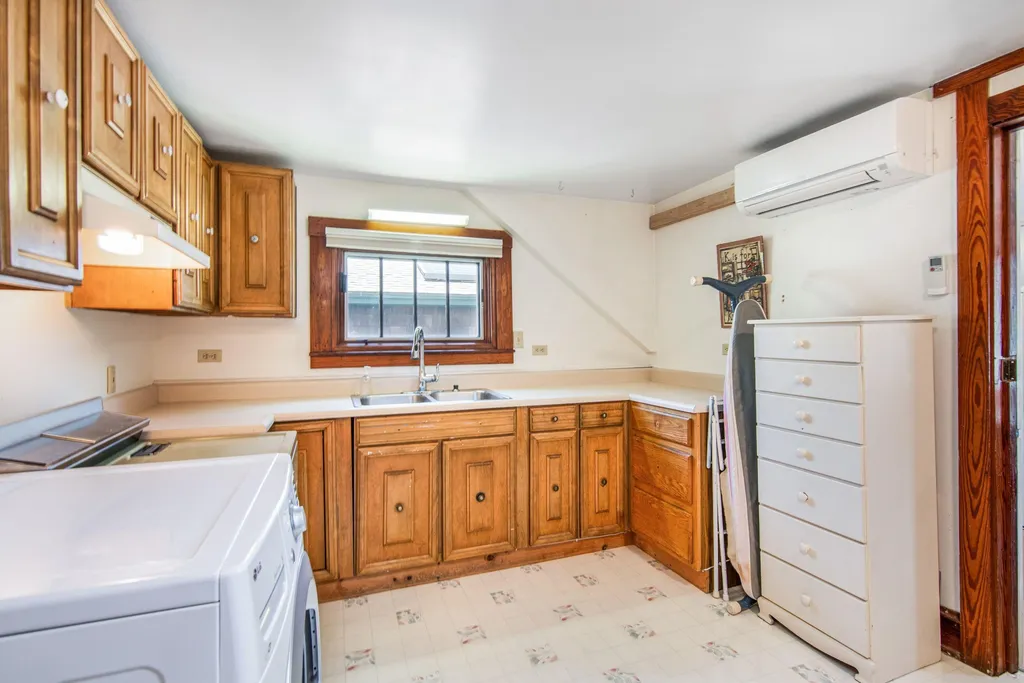 72 Catherine Street Burlington VT 05401