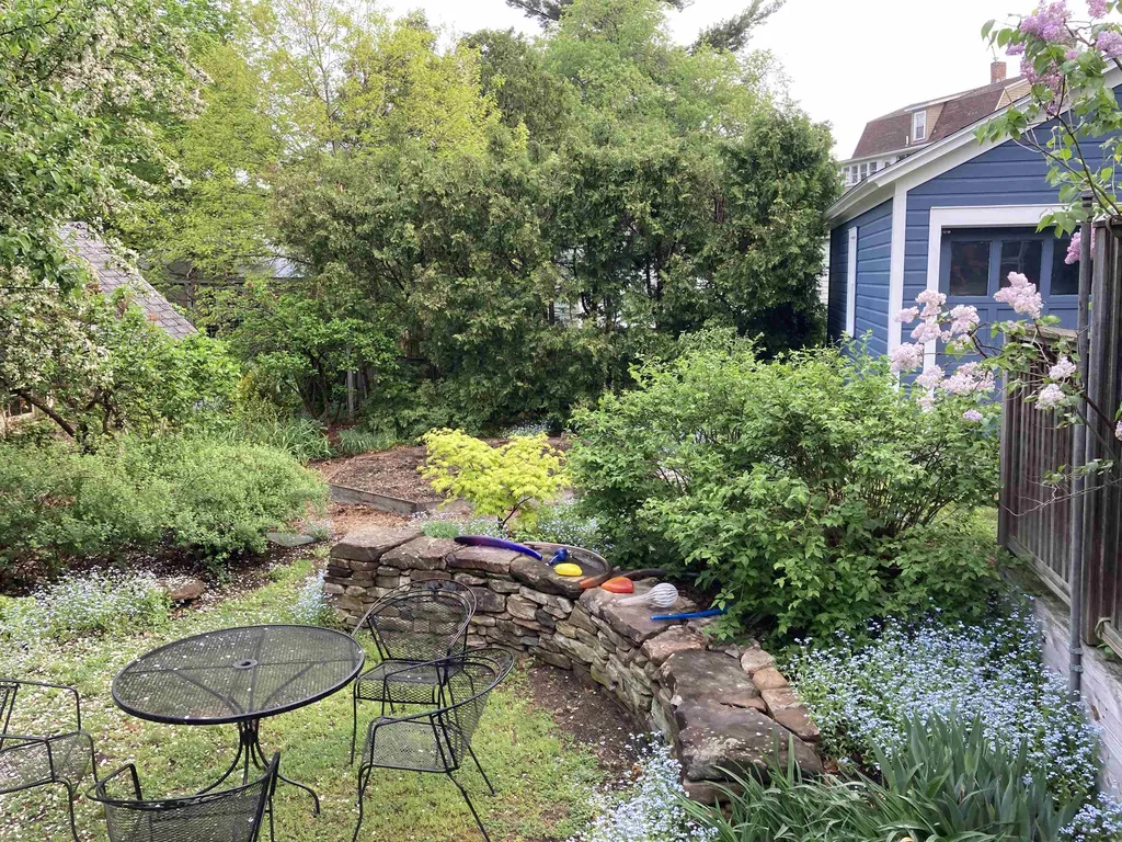 72 Catherine Street Burlington VT 05401