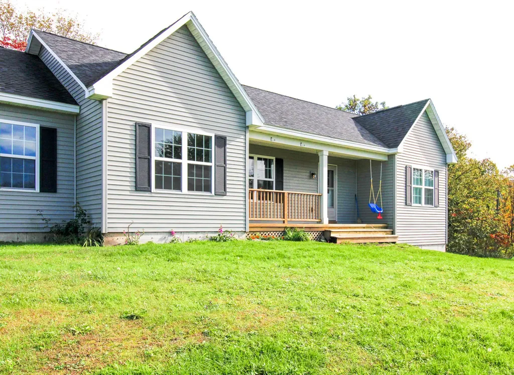 297 Street Albans Street Enosburg, VT Real Estate MLS 4932789