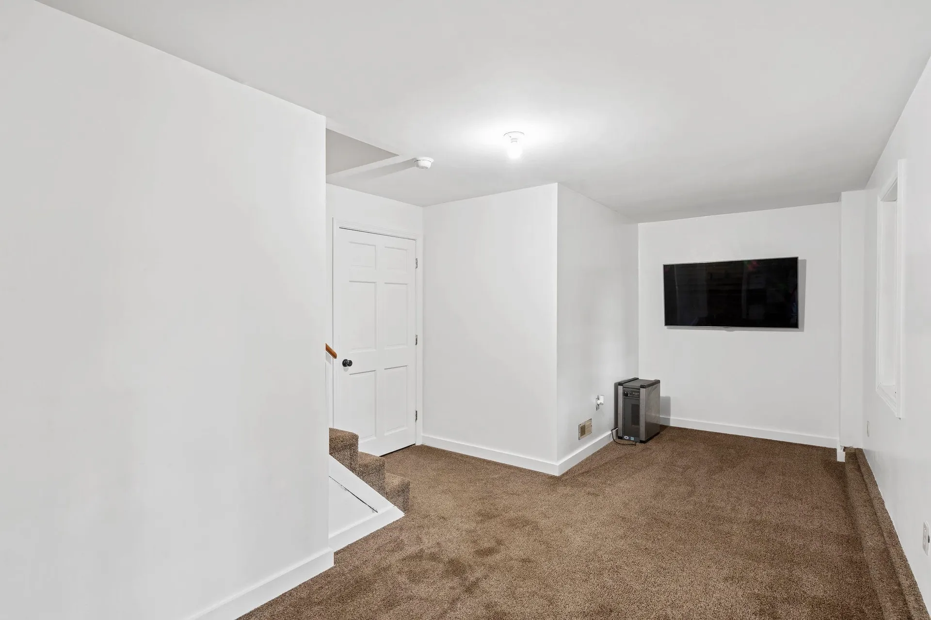 9 Gerald Drive Newbury NH 03255