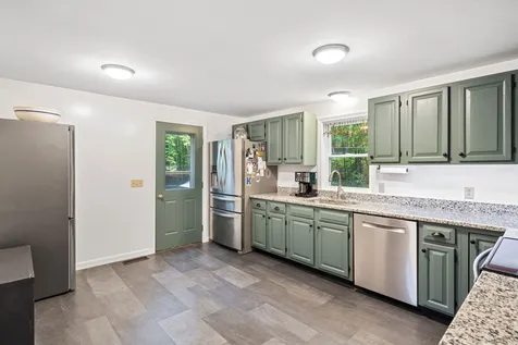 9 Gerald Drive Newbury NH 03255