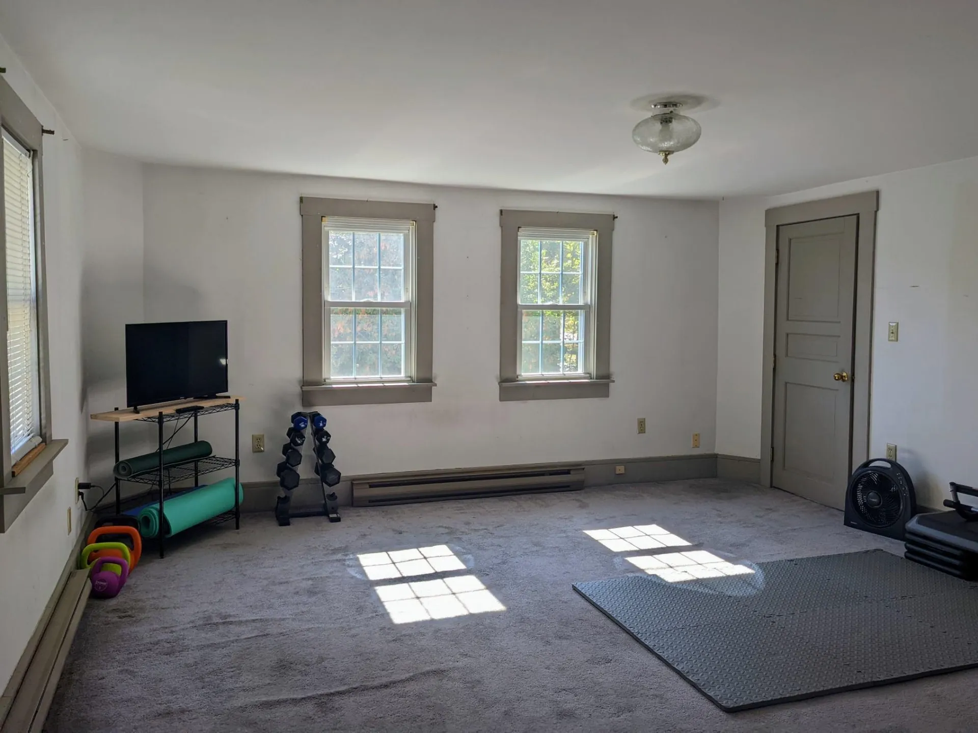 127 Farmington Road Rochester NH 03867