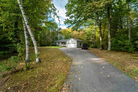 46 Mill Road Derry NH 03038