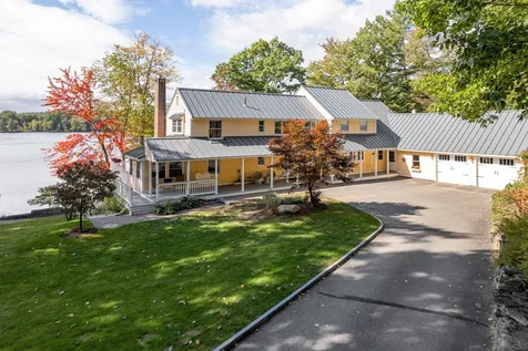 294 Main Street Sandown NH 03873