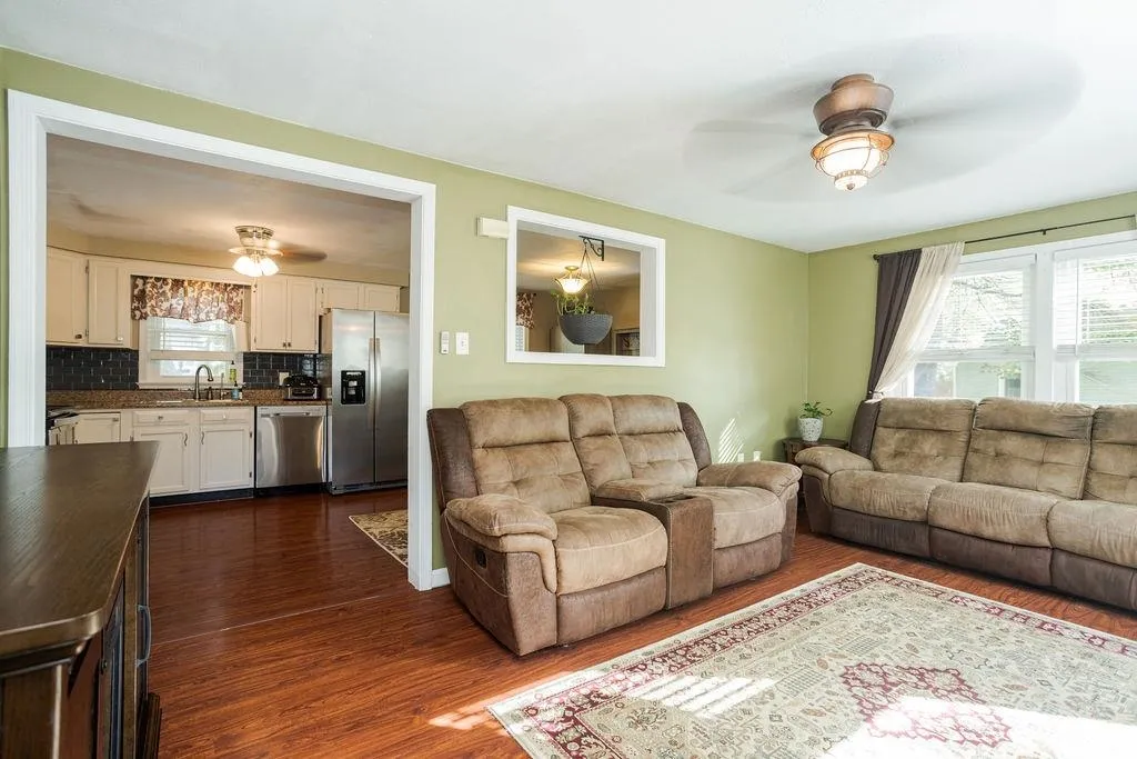72 Ledgeview Drive Rochester NH 03839