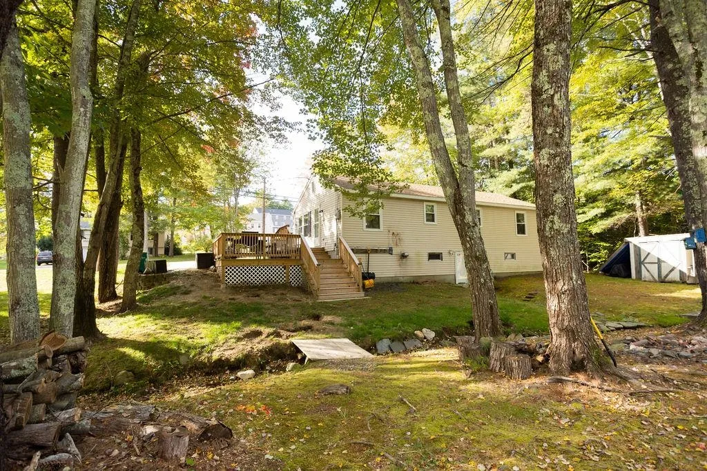 72 Ledgeview Drive Rochester NH 03839