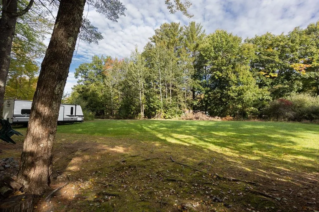 72 Ledgeview Drive Rochester NH 03839