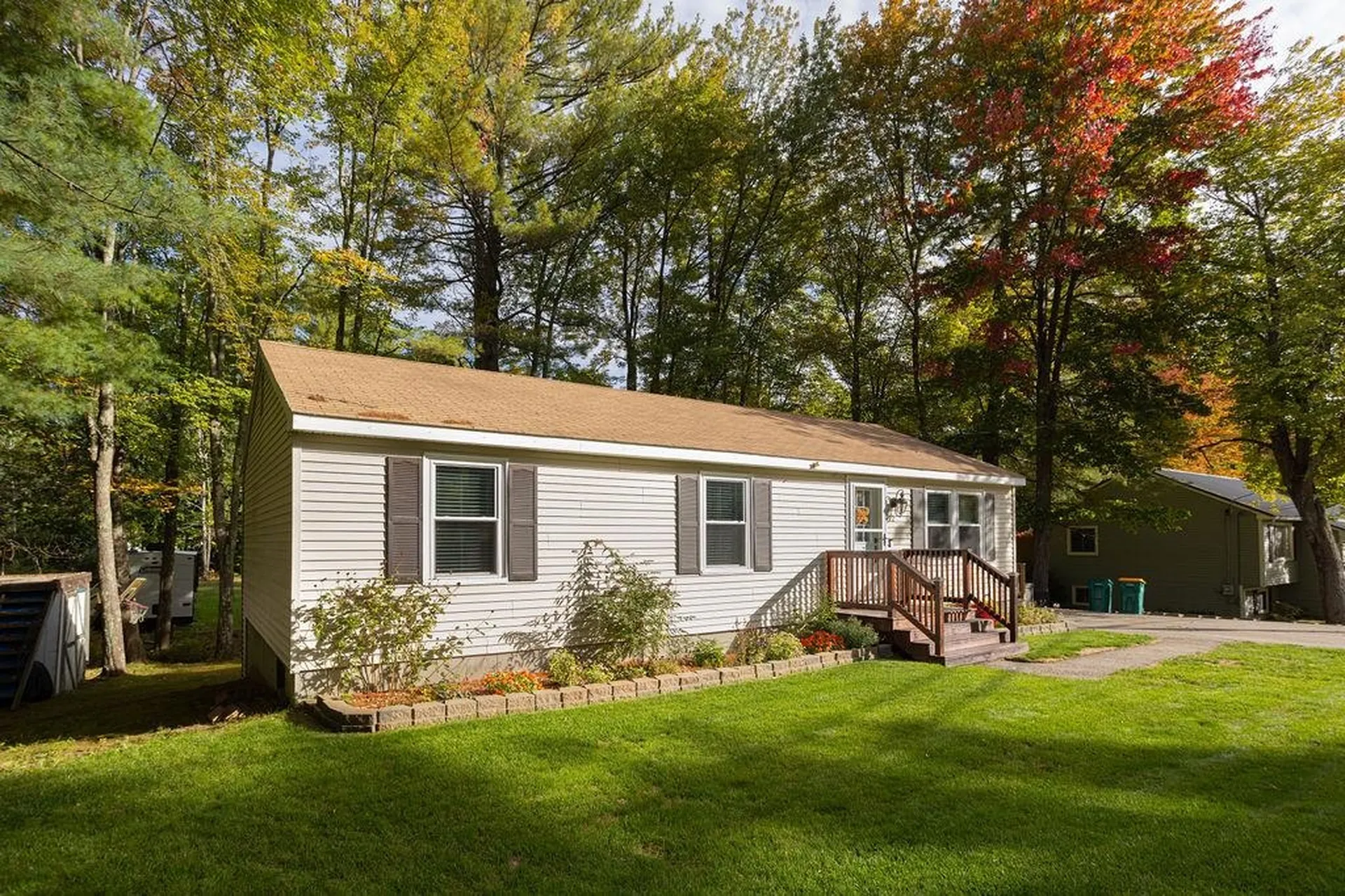 72 Ledgeview Drive Rochester NH 03839