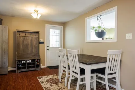 72 Ledgeview Drive Rochester NH 03839