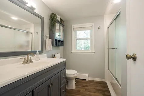 72 Ledgeview Drive Rochester NH 03839