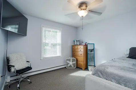 72 Ledgeview Drive Rochester NH 03839