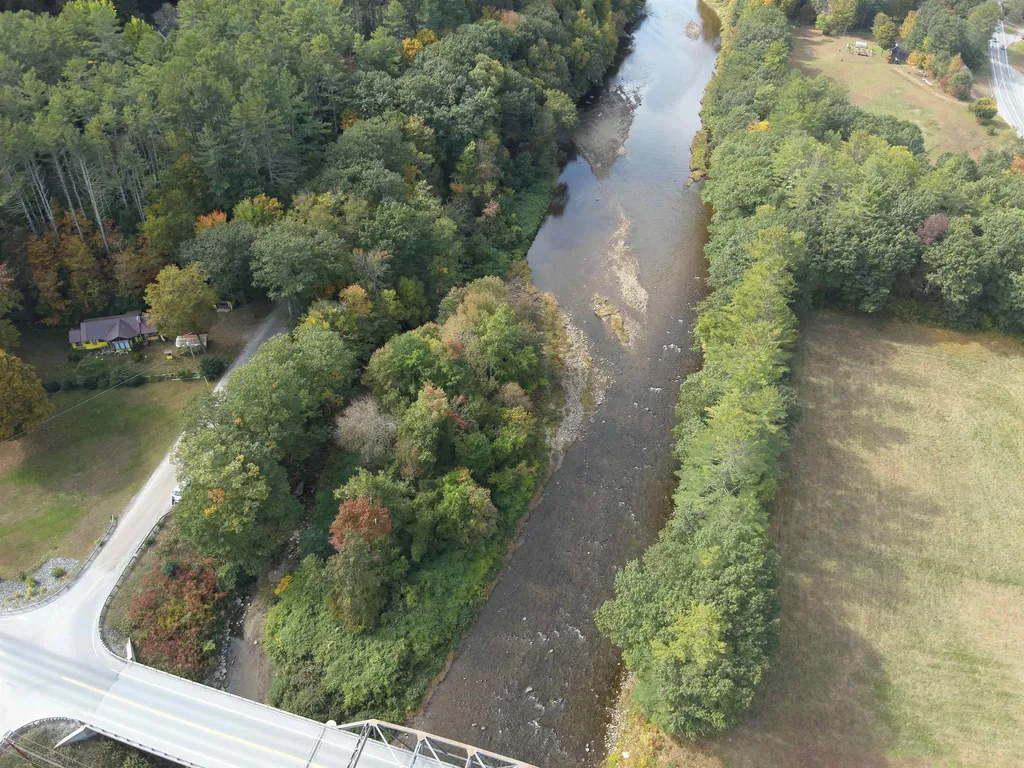 1297 River Road Jamaica VT 05343