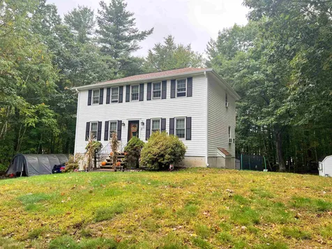20 Kristin Drive Derry NH 03038
