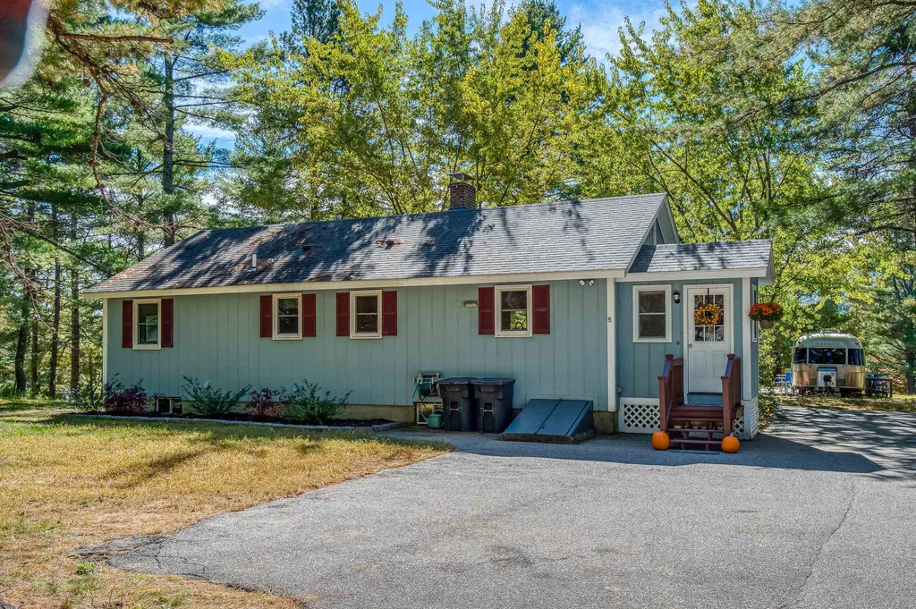 54 Old Mill Road Ossipee NH 03890