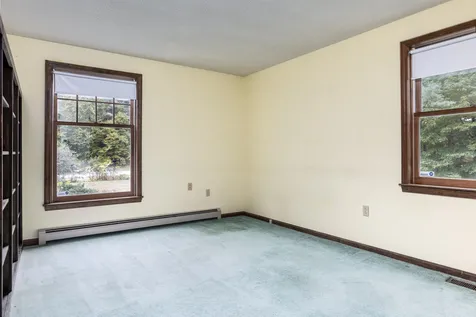 23 Deer Run Road Henniker NH 03242