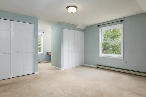 23 Deer Run Road Henniker NH 03242