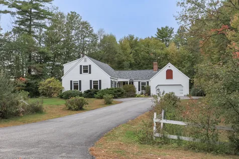 23 Deer Run Road Henniker NH 03242