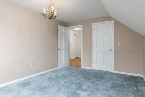 23 Deer Run Road Henniker NH 03242