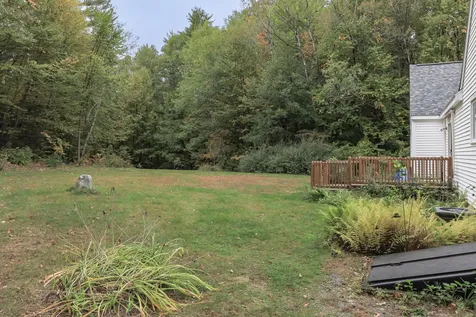 23 Deer Run Road Henniker NH 03242