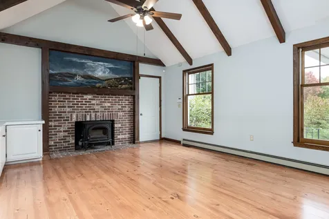 23 Deer Run Road Henniker NH 03242