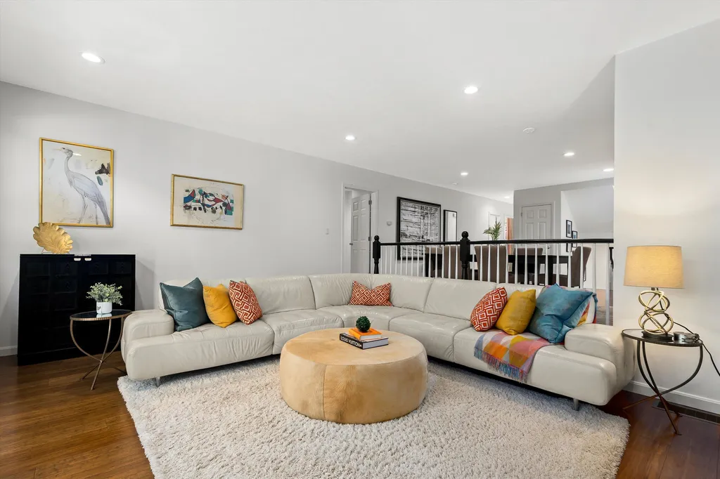 29 Pebble Beach Drive Bedford NH 03110