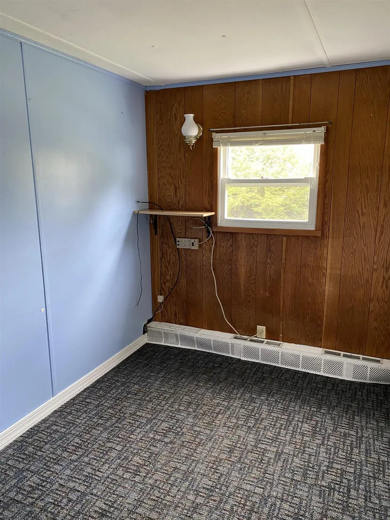 35 Grandview Street Claremont NH 03743