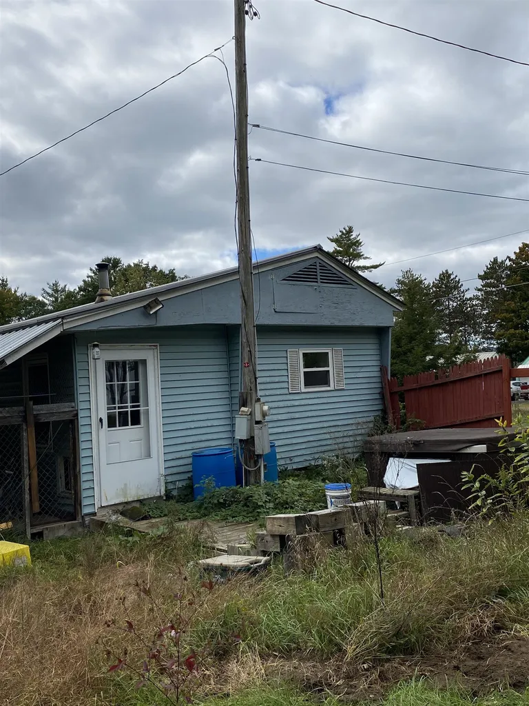 35 Grandview Street Claremont NH 03743