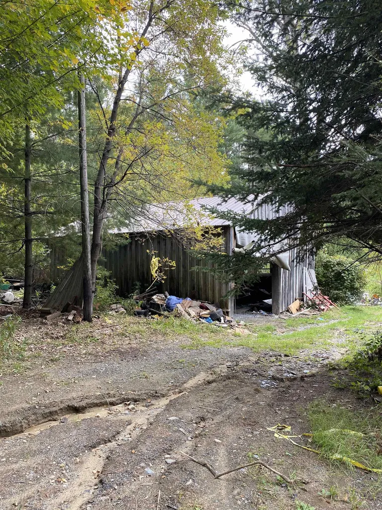 35 Grandview Street Claremont NH 03743