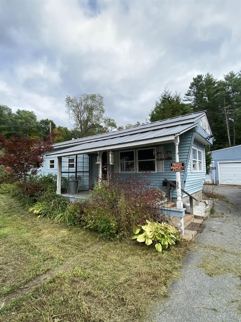 35 Grandview Street Claremont NH 03743