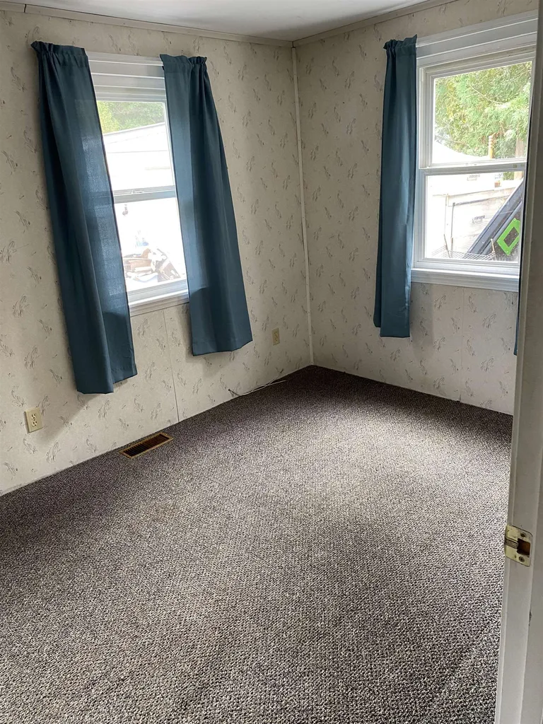 35 Grandview Street Claremont NH 03743