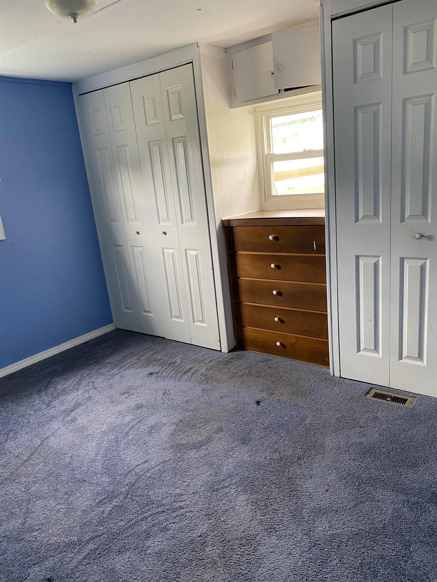 35 Grandview Street Claremont NH 03743