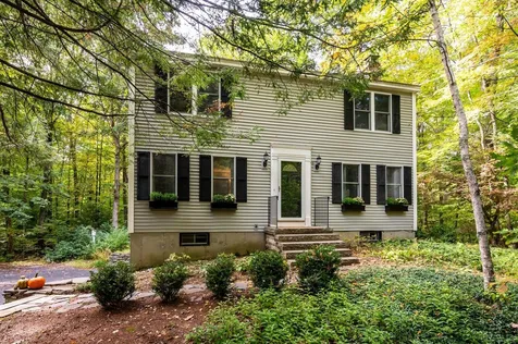 13 Granger Drive Lee NH 03861