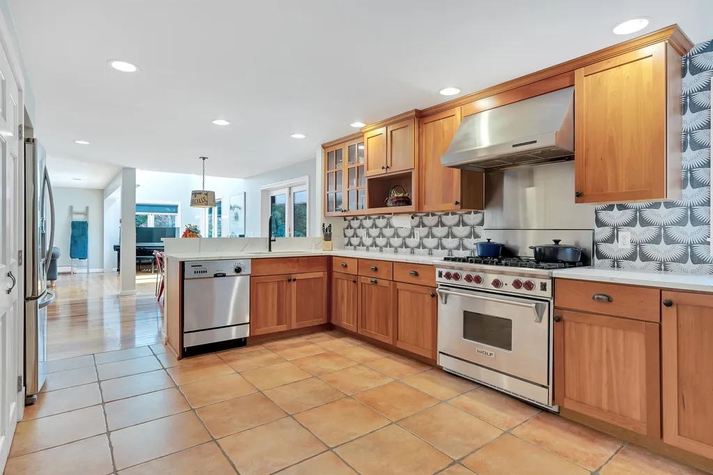 433 Cowdrey Path Woodstock VT 05071