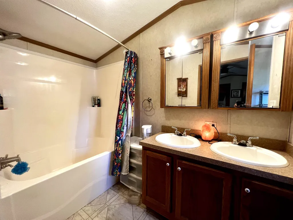 32 Hillview Terrace Hinesburg VT 05461