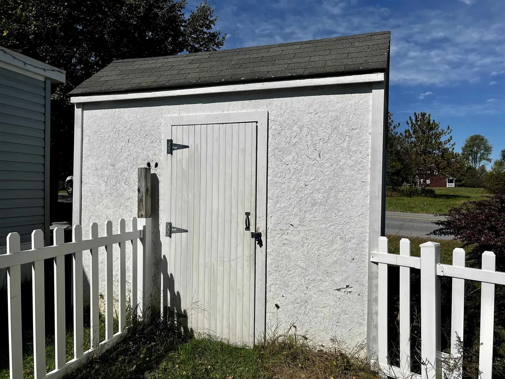 32 Hillview Terrace Hinesburg VT 05461