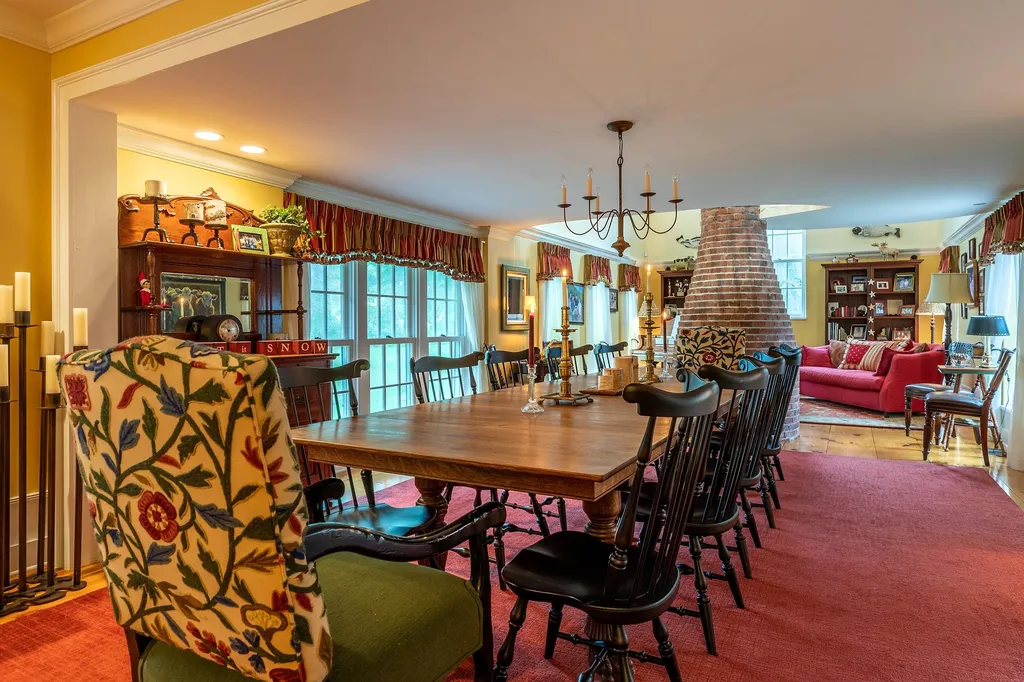 683 Church Street Chester VT 05143