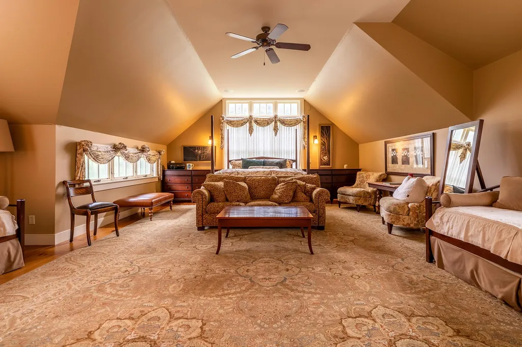 683 Church Street Chester VT 05143