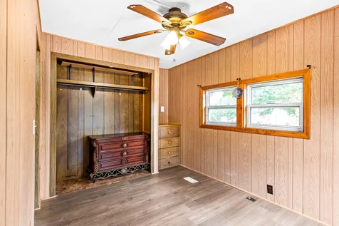 11 Evelyn Avenue Raymond NH 03077