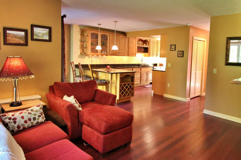 911 Dorset Street South Burlington VT 05403
